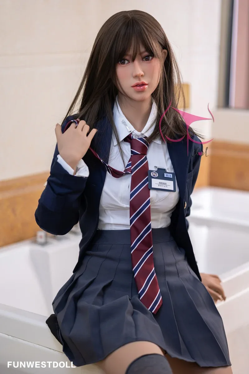 Funwest TPE 165 C Cup Sex Doll Lucy view 2