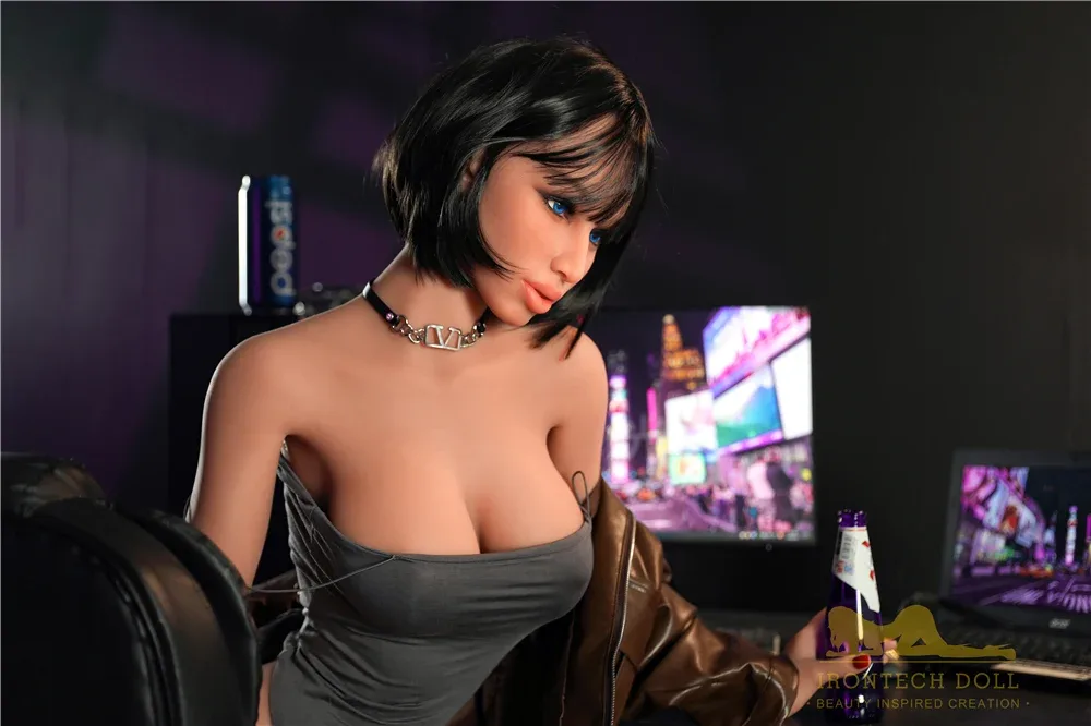 IronTech 167cm TPE E Cup Sex Doll Zara view 4