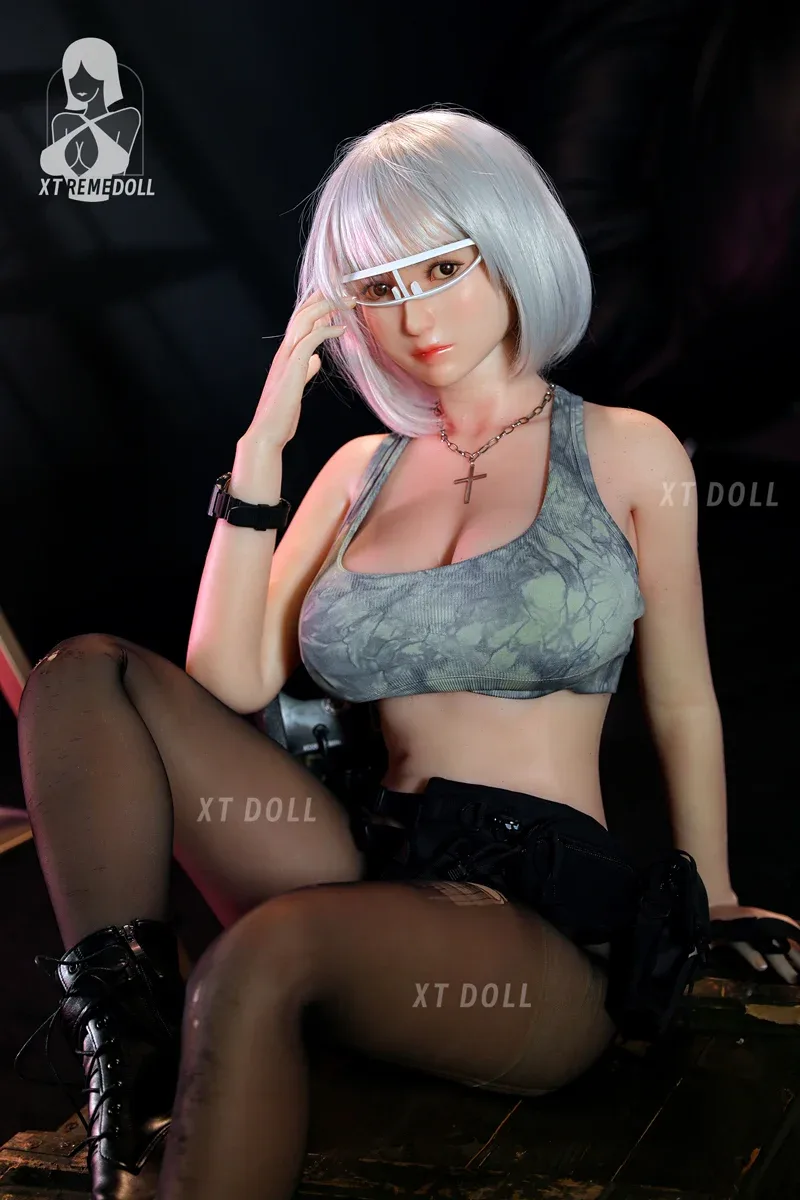 XT Doll 160cm 5ft3 G Cup Lola Silicone Sex Doll view 6
